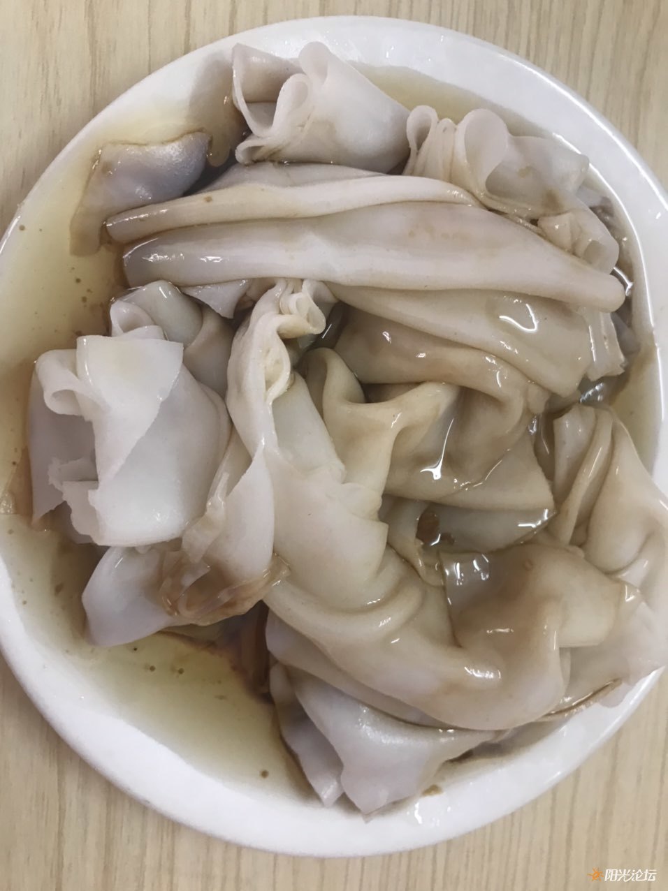 早晨,好热呀.白粥.捞粉.绝配!也是标配!