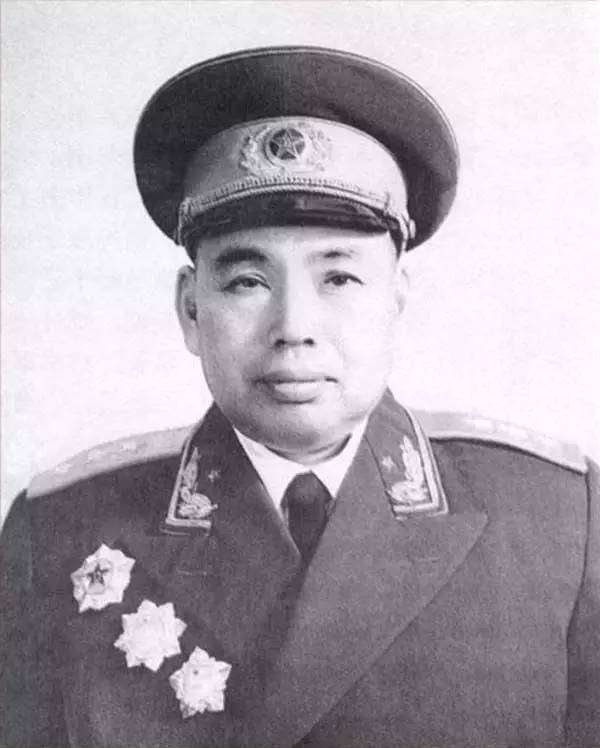 许世友,开国上将,军事家.