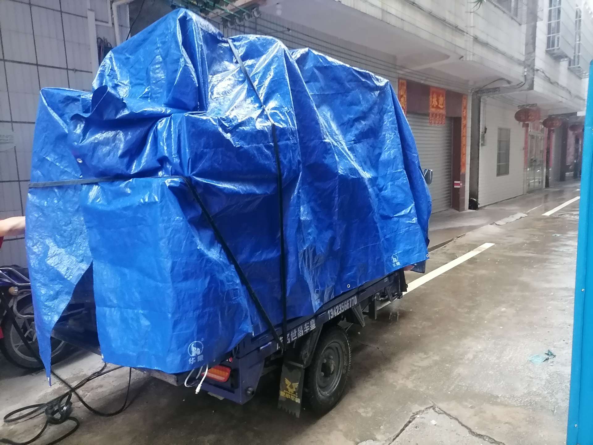 高州市专业三轮车搬家15768222883或15767211567伍生.